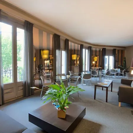 酒店 帕赛欧格蕾西亚酒店 *