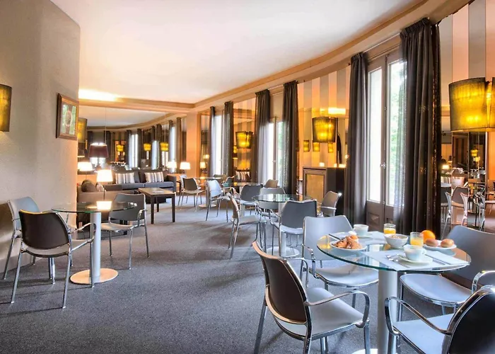 帕赛欧格蕾西亚酒店 酒店 *