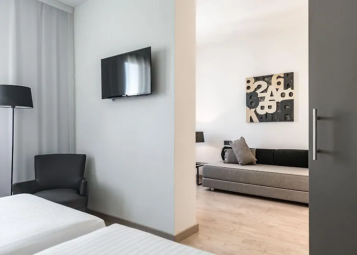 酒店 帕赛欧格蕾西亚酒店 *