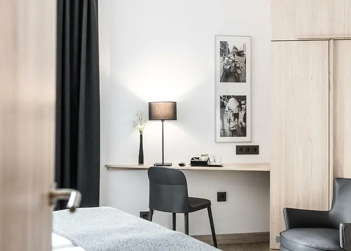 帕赛欧格蕾西亚酒店 巴塞罗那